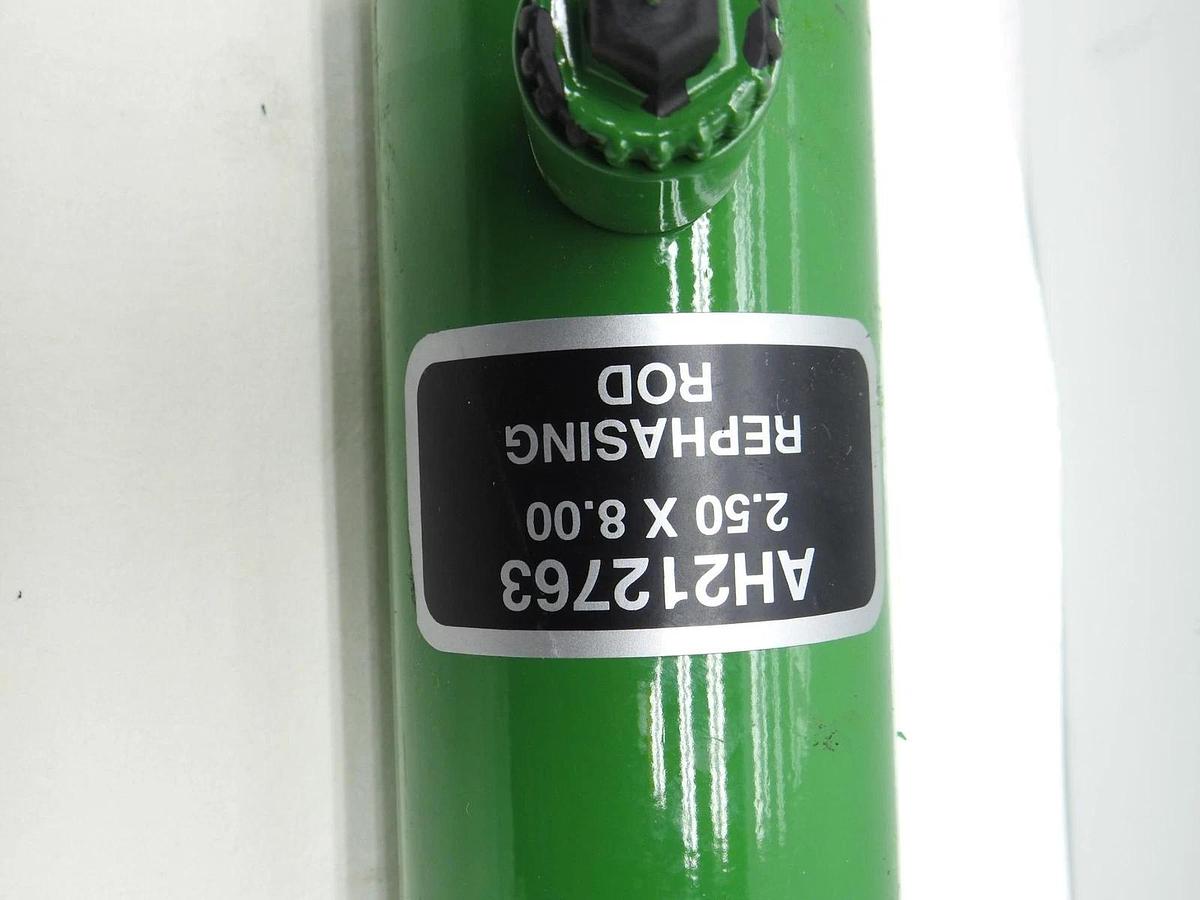 GENUINE John Deere AH212763 Hydraulic Cylinder, 63.5 X 28-203.5 - OEM NEW!