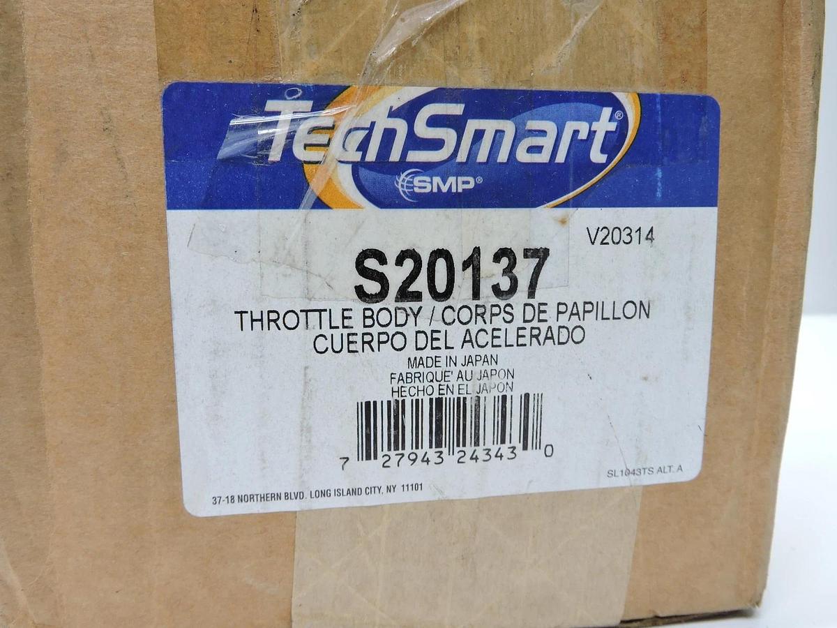 Standard Motor TechSmart Throttle Bodies S20137 for Toyota 4.0L - NOB NEW!