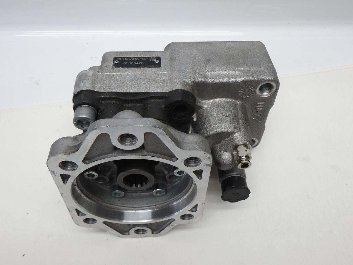 Binnoto Volvo Mack Power Take Off PTO 524XTDAX-VXK fits DT12, I-Shift, M-Drive