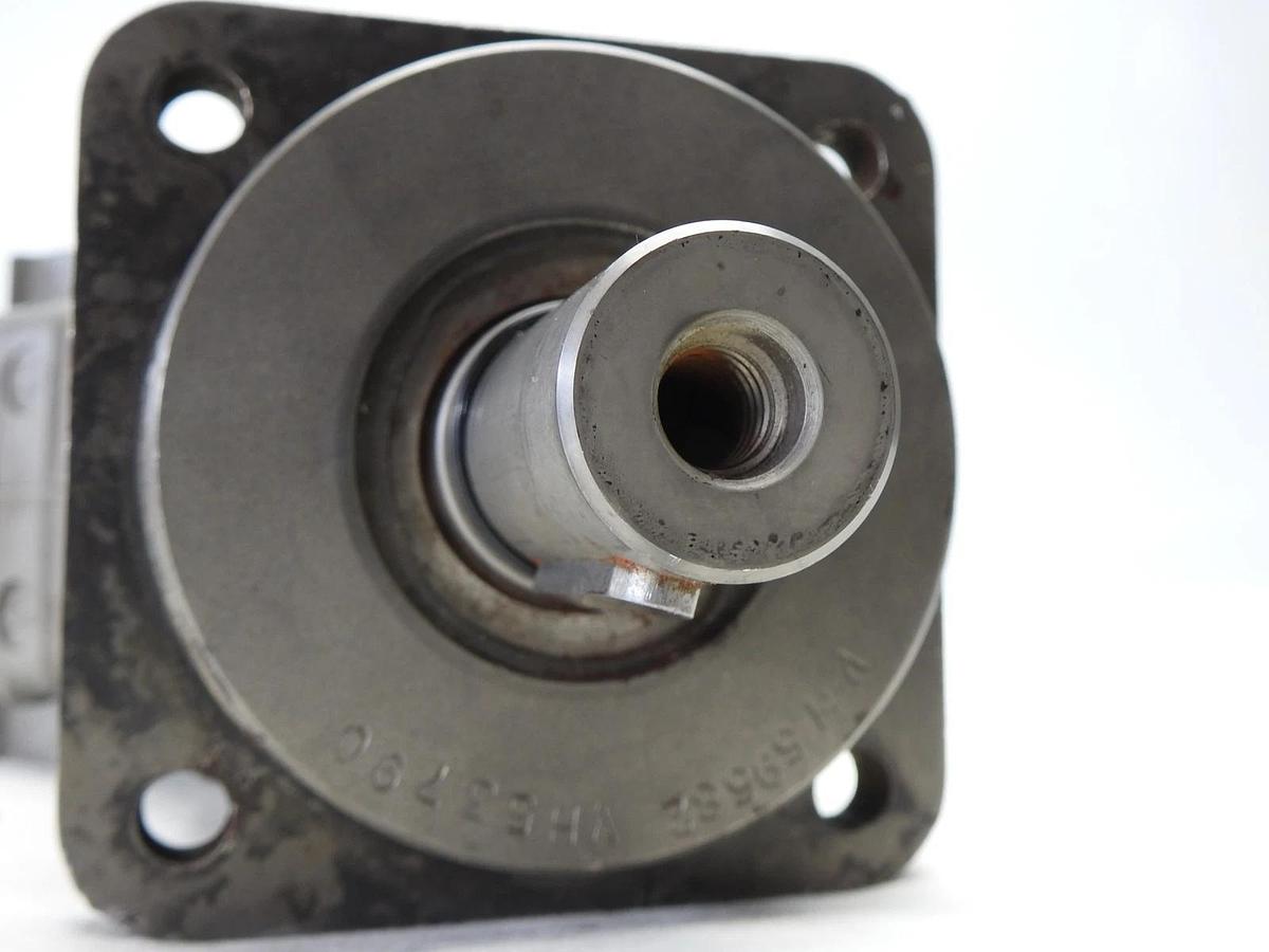 Sunfab SCM 034 Bent Axis Piston Motor SCM-034W-N-I42-K30-K3G-100 (34cc) NEW!