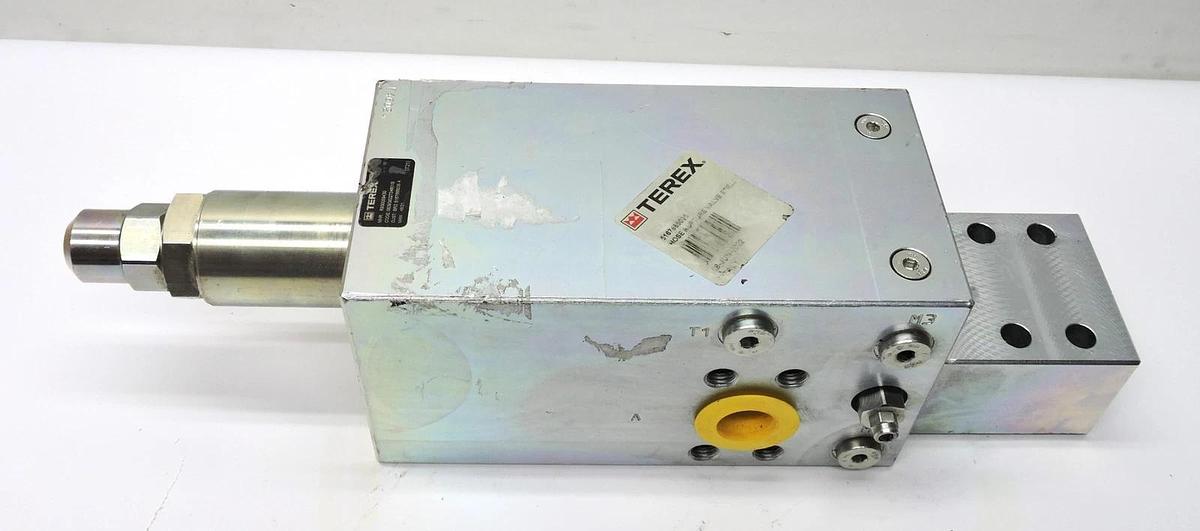 Terex 5167665035 HOSE RUPTURE VALVE R930059430
