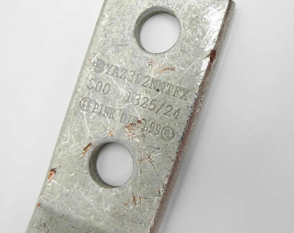 Burndy YAZ382NNTFX Two Hole Lug Compress Conct 500 Kcmil PINK - NOB NEW!