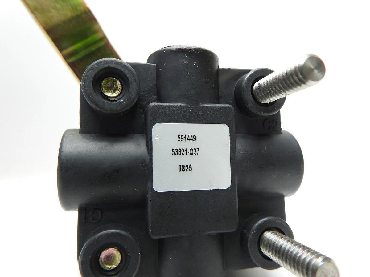 Barksdale Air Leveling Valve Height Control 53321 Q27, 591449 Truck Bus Leveling