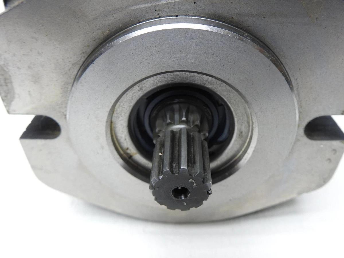 Manitowoc 80034005 Hydraulic Gear Pump (11 Teeth) - OEM GENUINE NEW!
