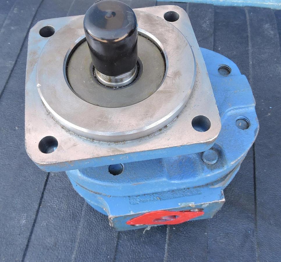 Genuine Permco VP42 Series VP42-4C0FLUL Pump 42 GPM @ 1200 RPM CCW Rotation NEW!