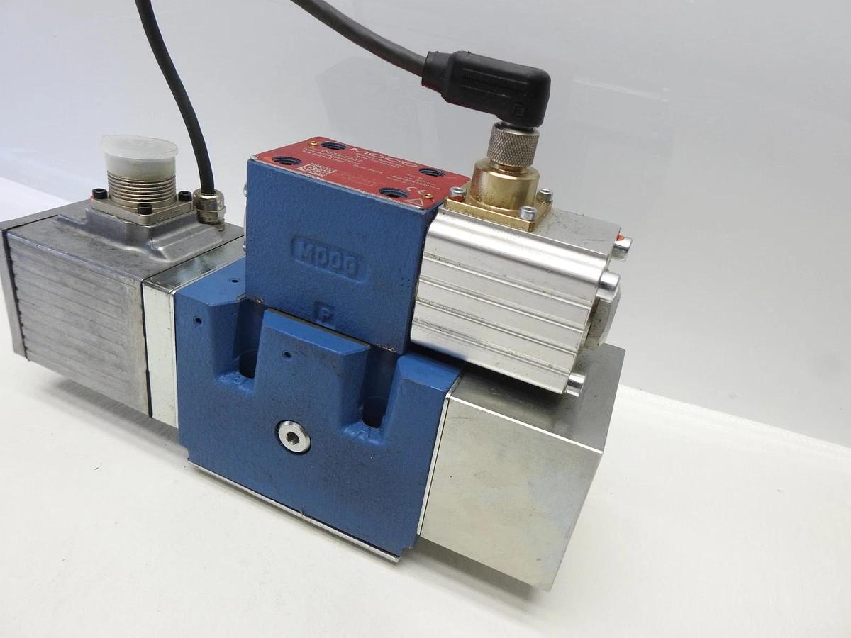 MOOG D681Z4195 Proportional Servo Flow Valve D633-7407 TYPE: P80HXZM6VEA2HC -NEW