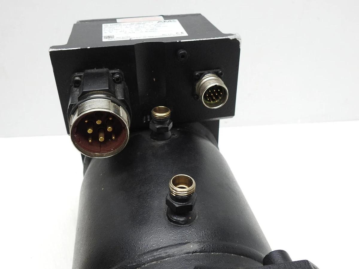 AMK SKT7-55-20-FOW-5200-B5 Servo Motor A2298ED SKT7-55-20 (14KW, 350V) USED NICE