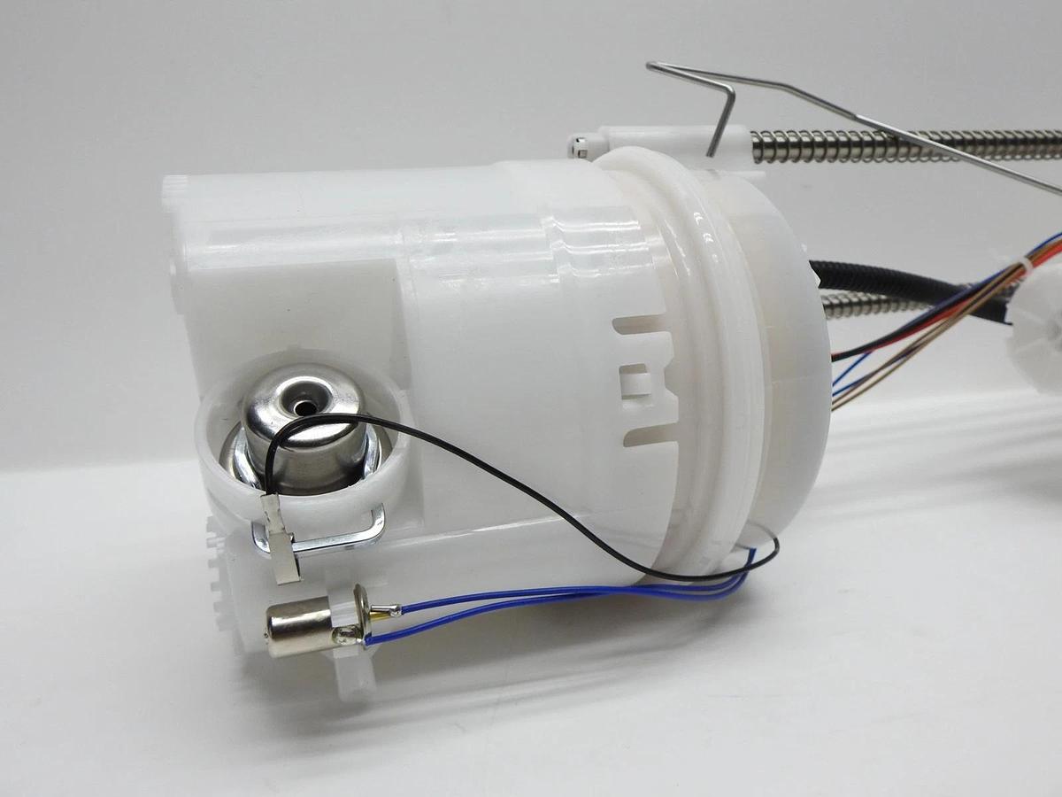 2011-2016 Infiniti QX56 QX80 V8 5.6L Fuel Pump Module Assembly 170401LA0B