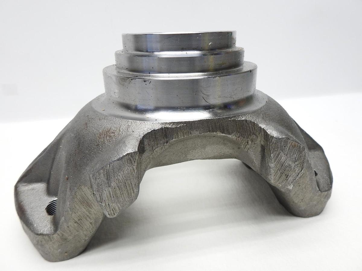 Pinion & Transfer Case Yoke 1350 U-Joint, 36 Spline U-Bolt