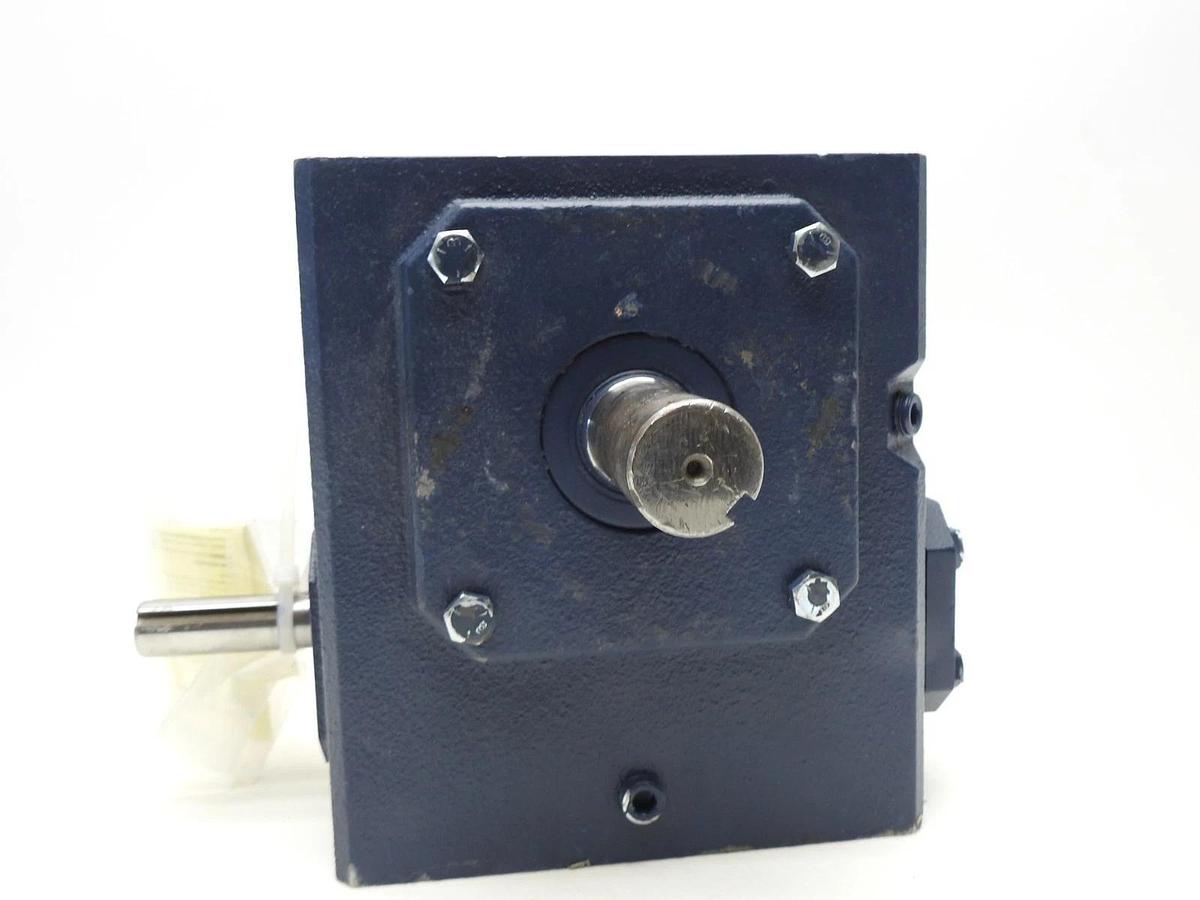Grove Gear GRL-B826-15-D 15:1, 0.75" Input Dia, 1.125" Output Dia Worm Reducer