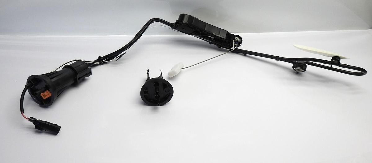 Polaris Snowmobile Fuel Pump (Possibly Khaos, Matryx) READ DESCRIPTION #2522806