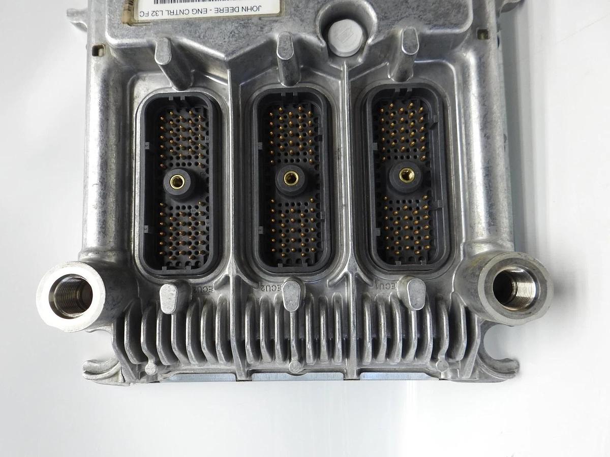 GENUINE John Deere RE551826 Fuel Cooled Engine Controller Level 32 OEM NEW READ
