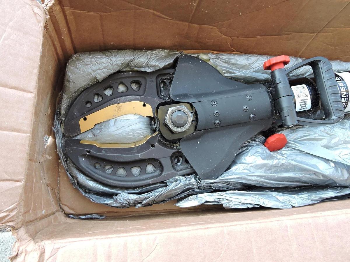 GENESIS RESCUE SYSTEMS Eforce C236 SL3 NXTGEN CUTTER C236 - NOB NEW!