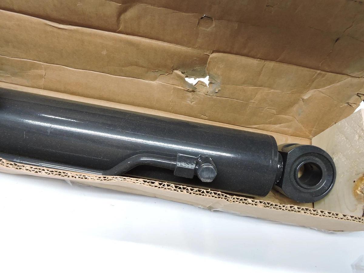 GENUINE Bobcat  7235736 Hydraulic Tilt Cylinder for Skid Steer Loader S630 S650