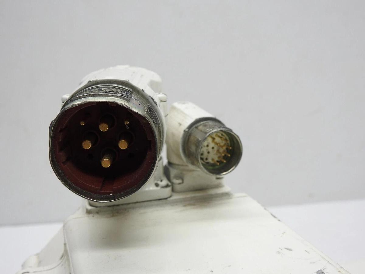 Allen Bradley MPF-B540K-MJ74BA AC Servo Motor - ASIS UNTESTED