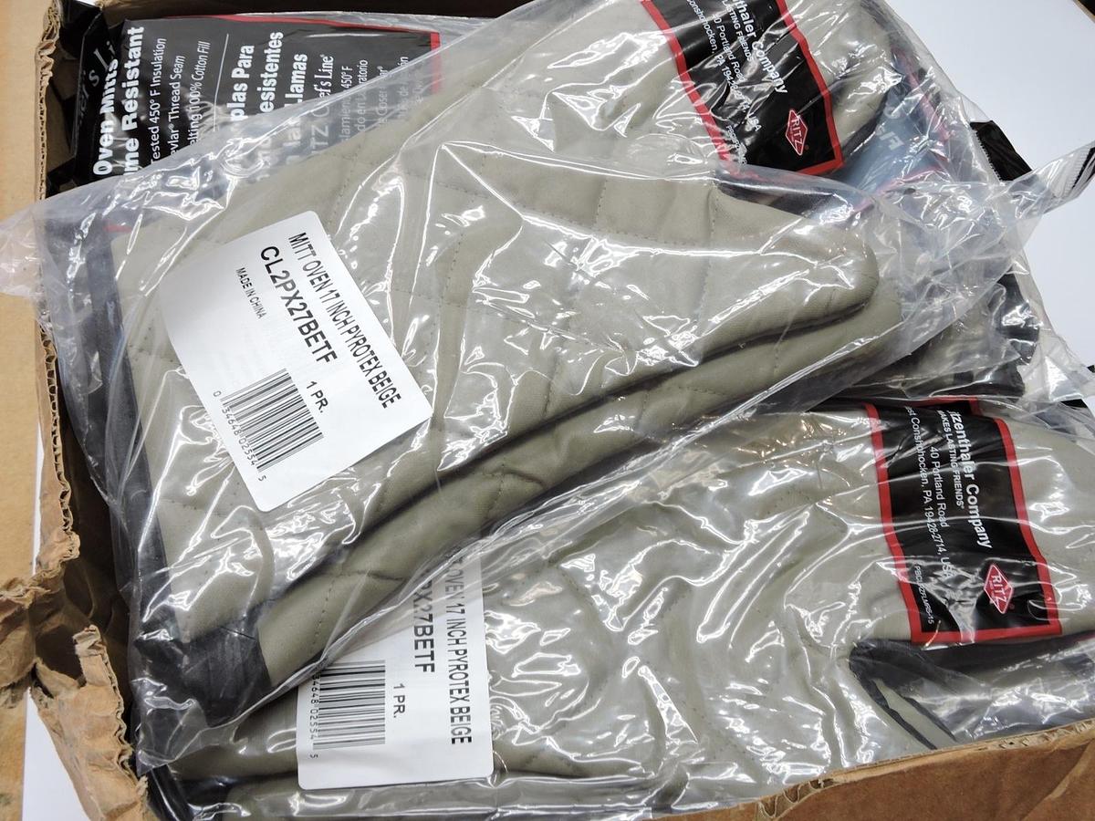 Lot of 11 PAIRS-  Ritz CL2PX27BETF Flame-Resistant Pyrotex Oven Mitt, 17" NEW!