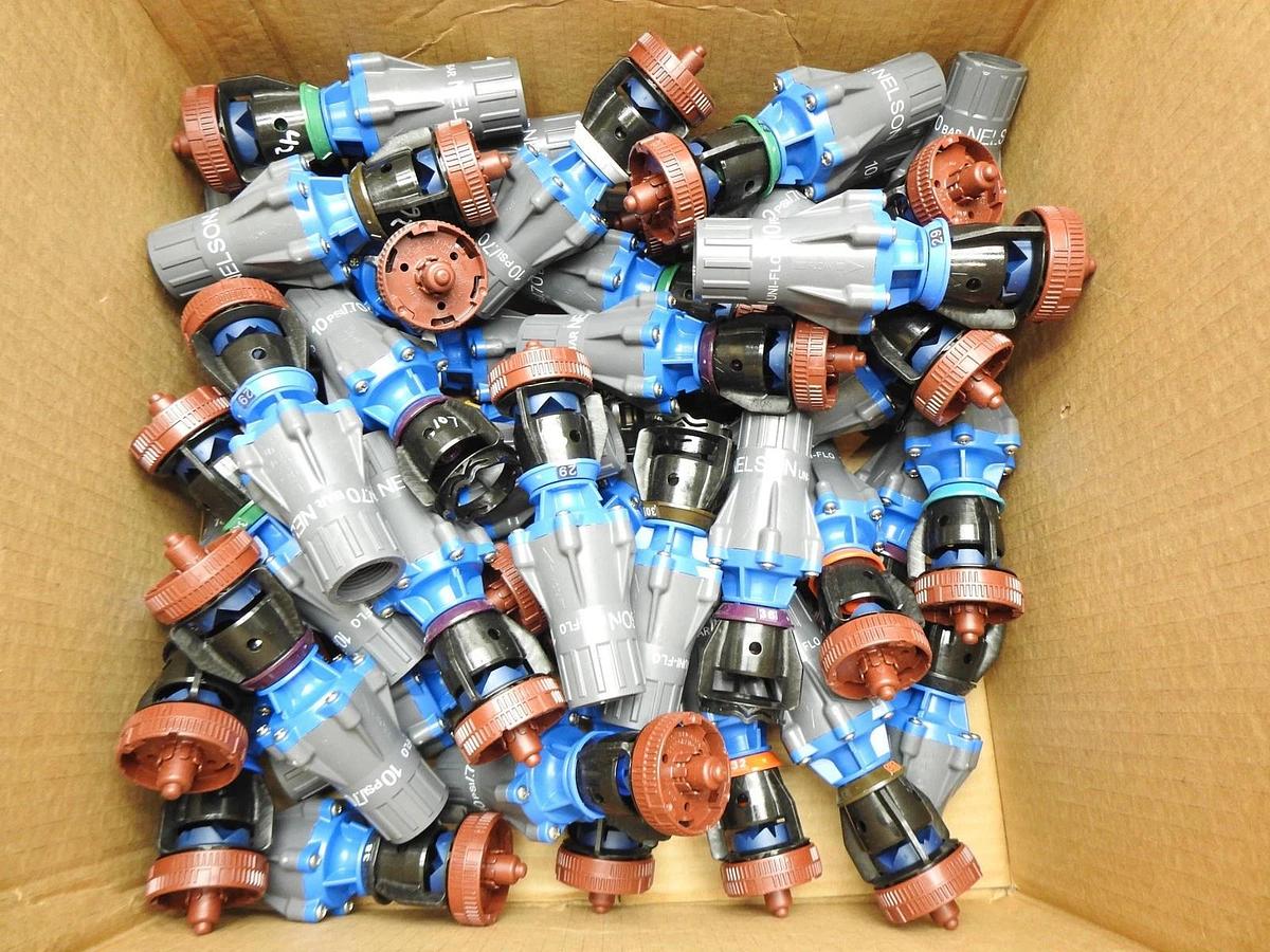 x43 Mixed Nelson UNI-FLO Pressure Regulator 10PSI w/ Attachments