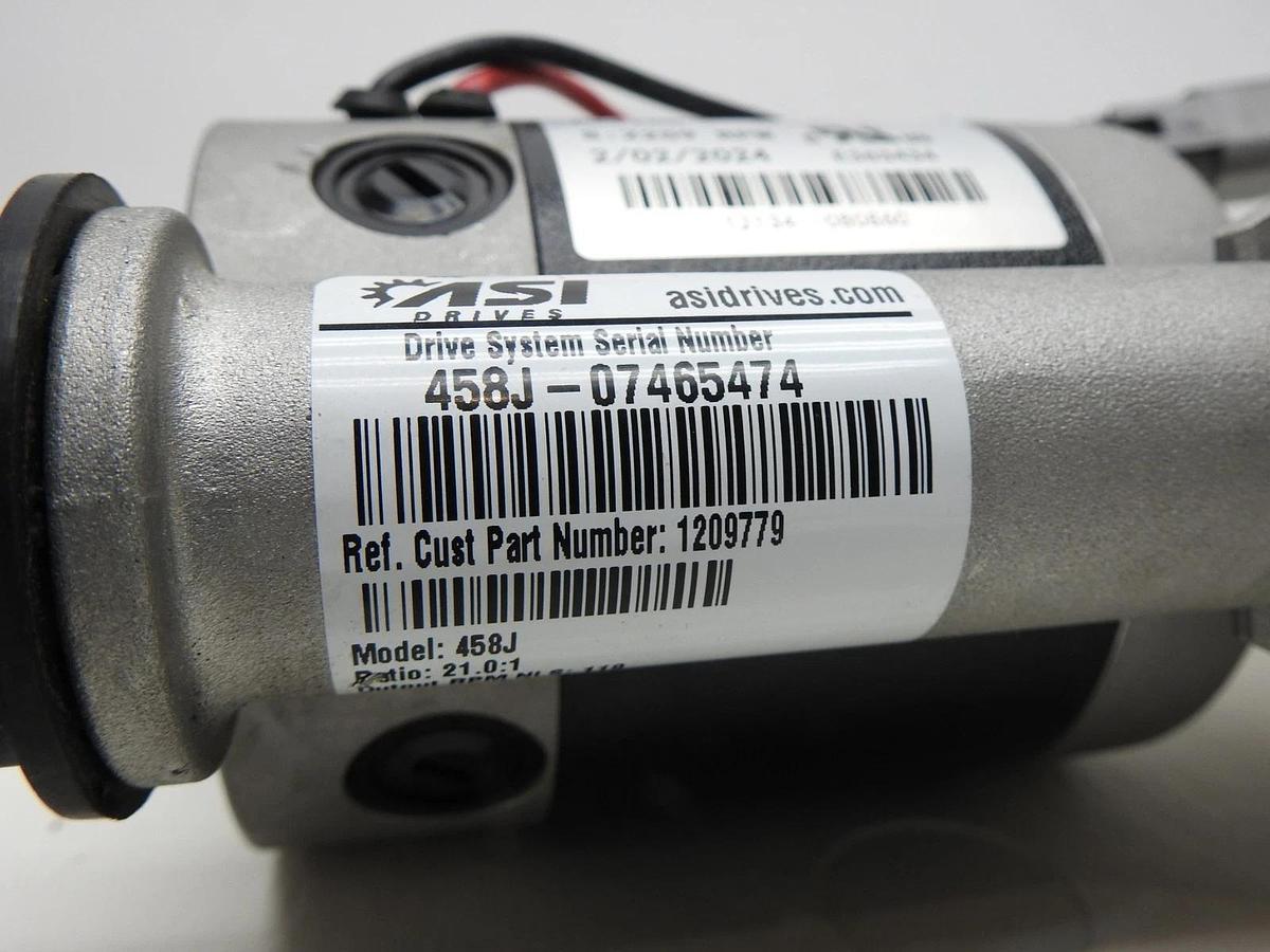 OEM Tennant 1209779 24V Transaxle Motor for Walk Behind Scrubber 24 VDC 458J NEW