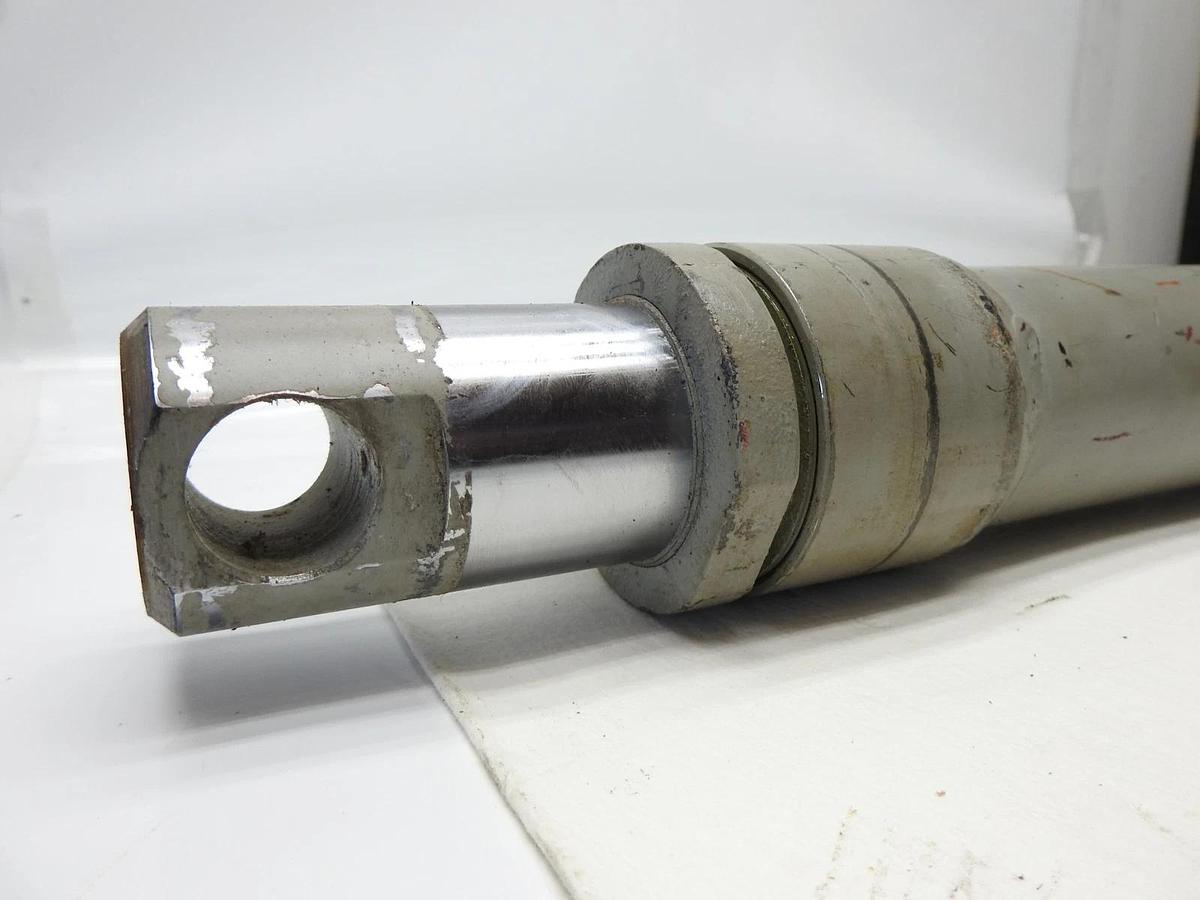 McNeilus 102-10174-01 Hydraulic Cylinder REX for McNeilus Mixer Single Acting