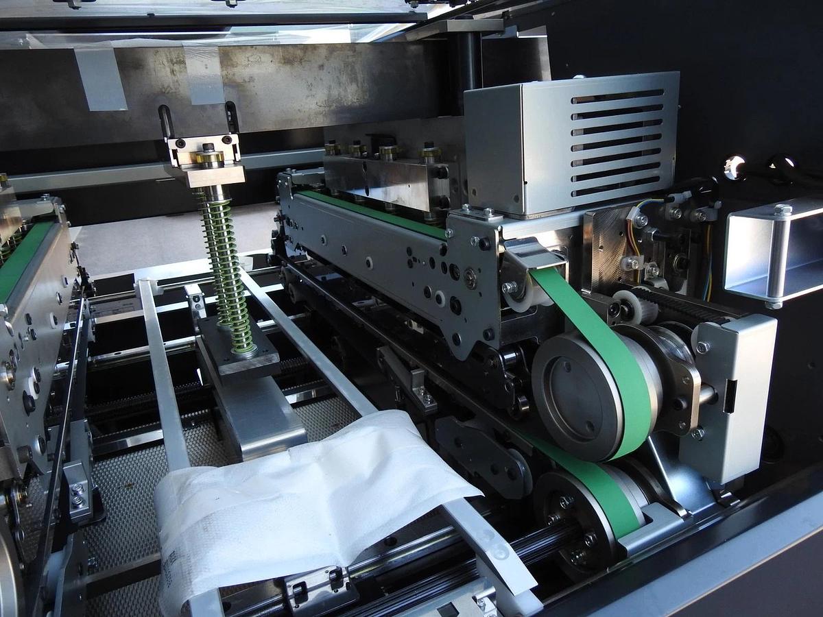 Duplo DKTS-200 Two-Knife Trimmer for Booklet Maker –Finishing Cutter- READ DESC