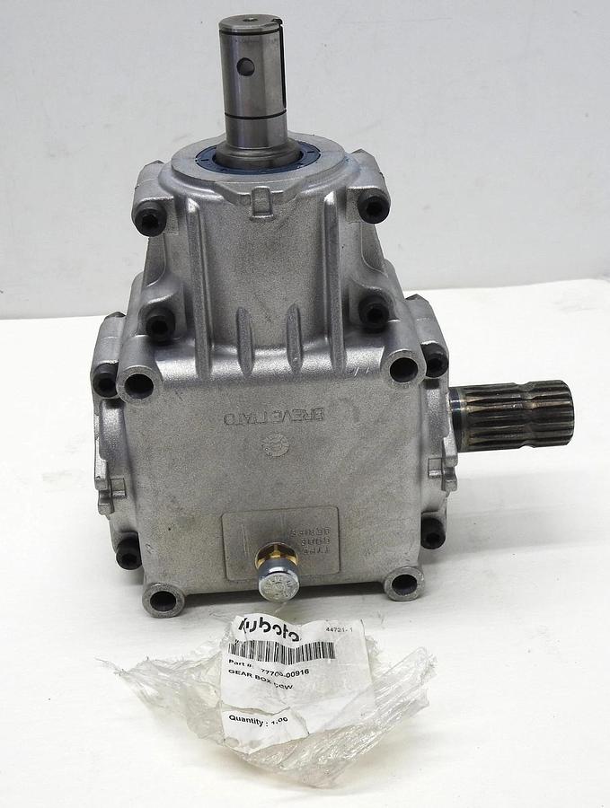 Kubota Gearbox WORM CC 77700-00916 (replaces 70060-45009) for LX2950, B2779