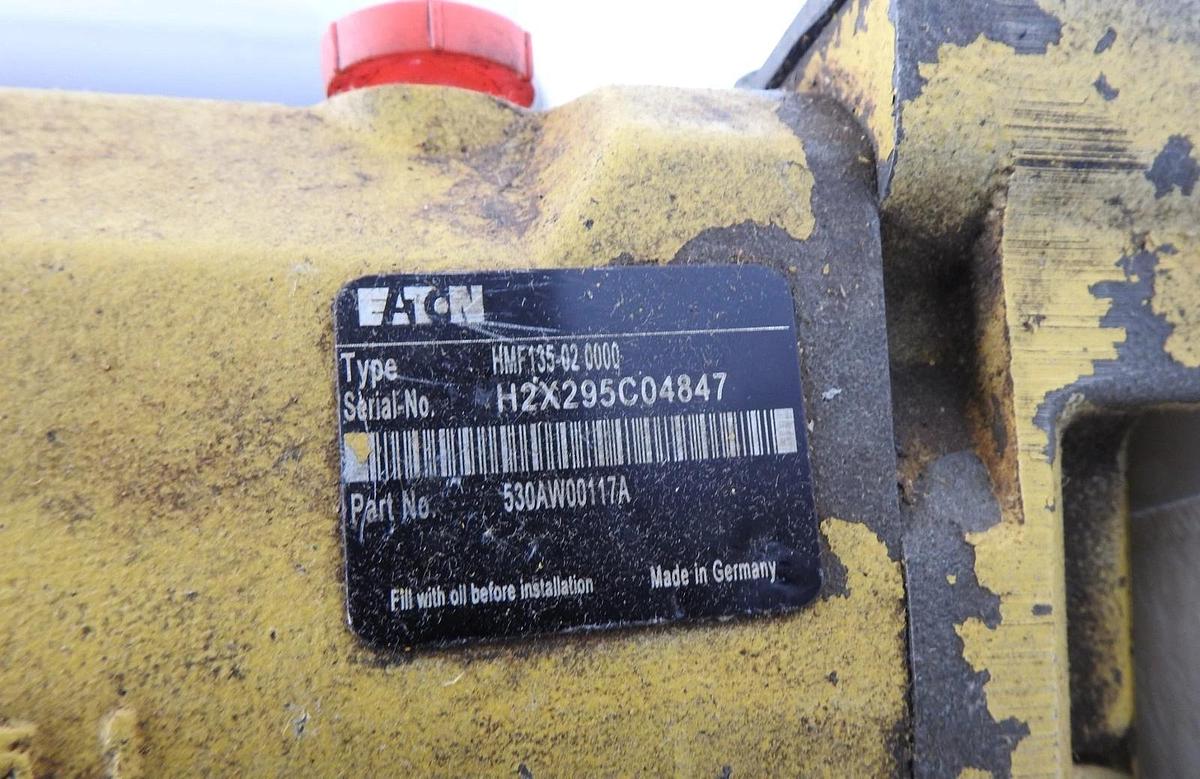 OEM Eaton DuraForce HMF Series Fixed Hydraulic Motor HMF135-02, 530AW00117A