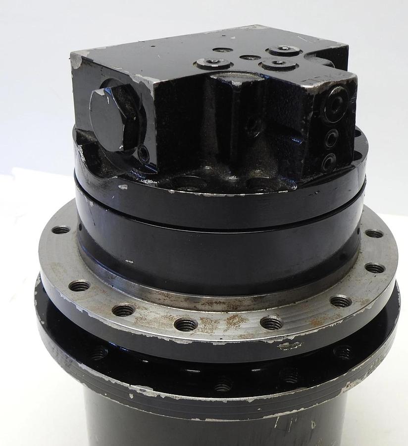 T1DK9 Final Drive Hydraulic Travel Motor for Heavy Equipment - NOB NEW!