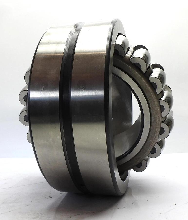 FAG 23240-BE-XL Spherical Roller Bearing X-LIFE 200x360x128(mm) - NEW OEM!