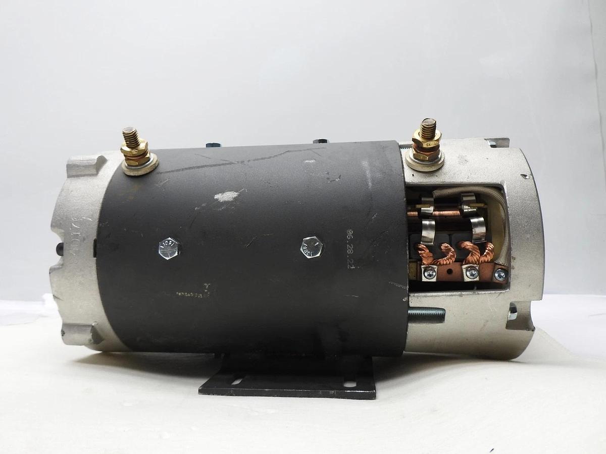 Raybuilt Raymond 579-269 Forklift Motor 36V for EASi Reach - NOB NEW!
