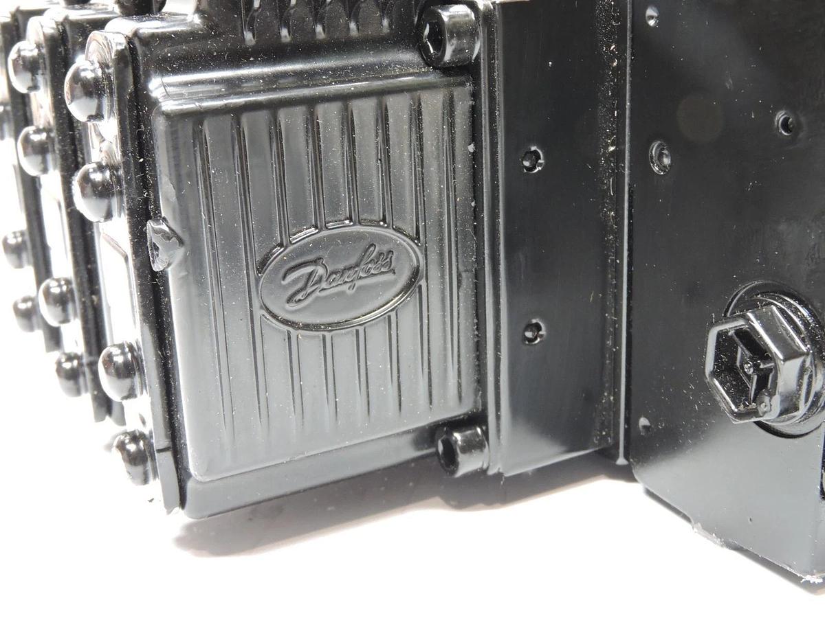 Danfoss 1471048 PVG Proportional Valve 11123340 4822C - GENUINE OEM!