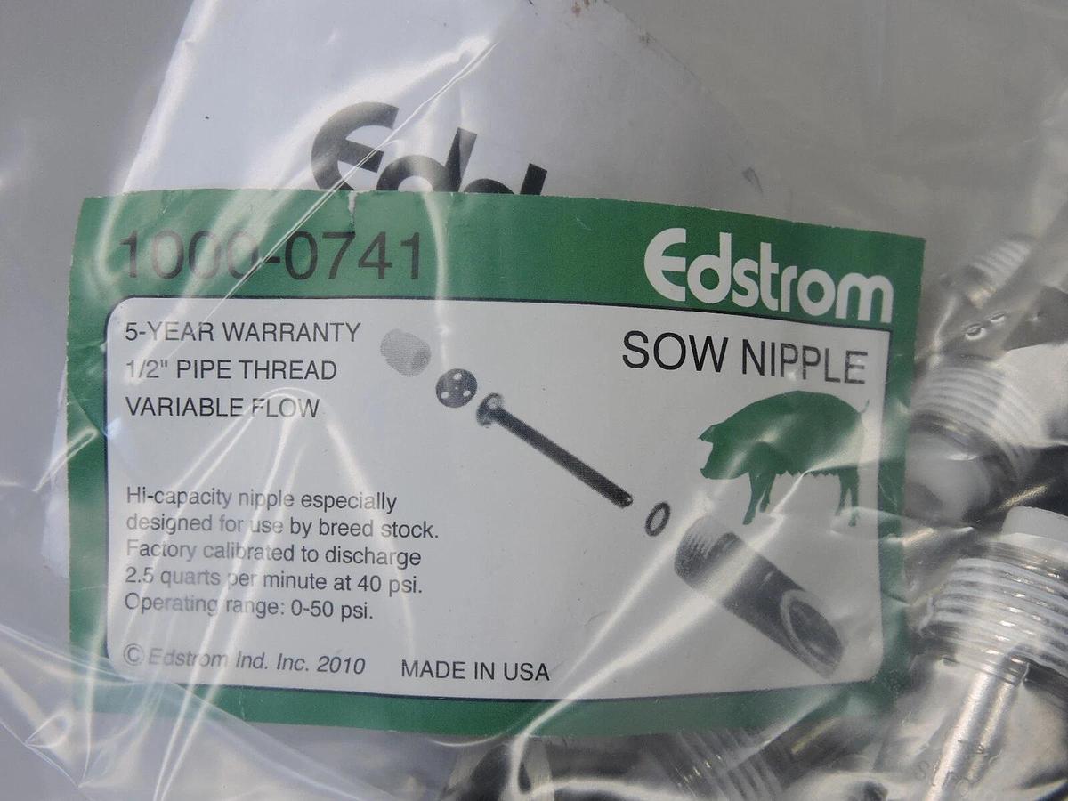 LOT OF 25 - Edstrom Sow Nipple Waterer 1000-0741 Breeding Pigs 1/2" MPT. 2.5/min