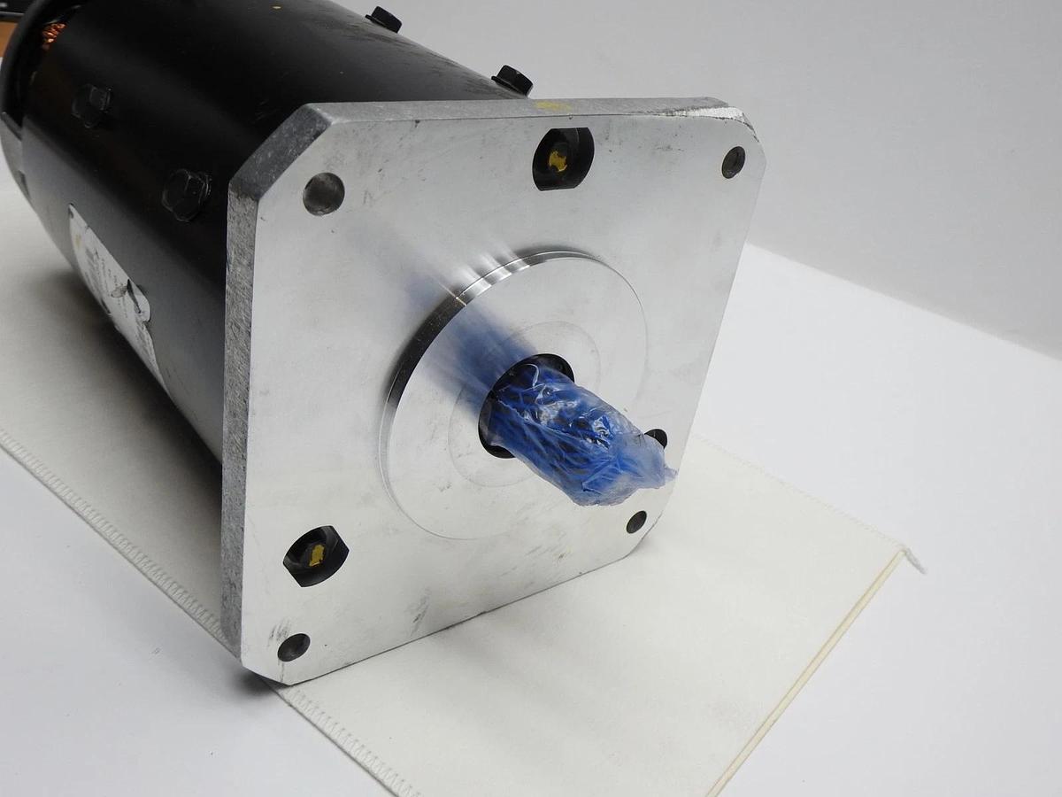 Genuine Genie 56282, 56282GT 24V Drive Motor for Boom Lift Z-45/25 Z-45/25J OEM!