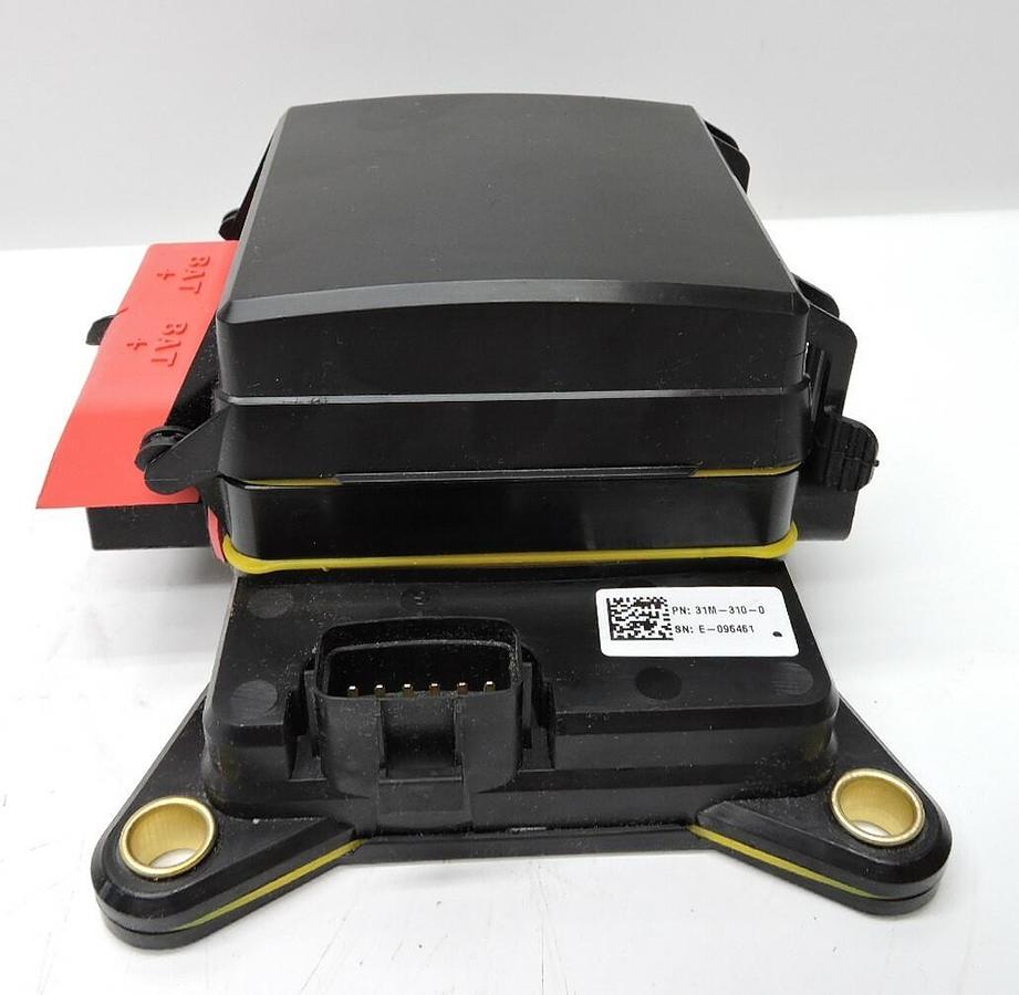 Eaton Multiplexed Vehicle Electrical Center 31M-310-0 MFR - SQX48 - BRAND NEW!