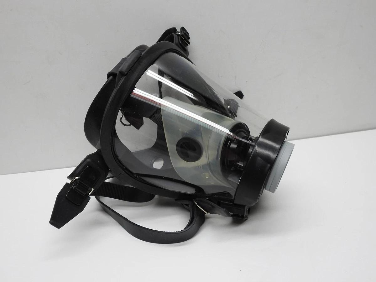 Honeywell 252010 Full Face Respirator Mask Medium - NICE!