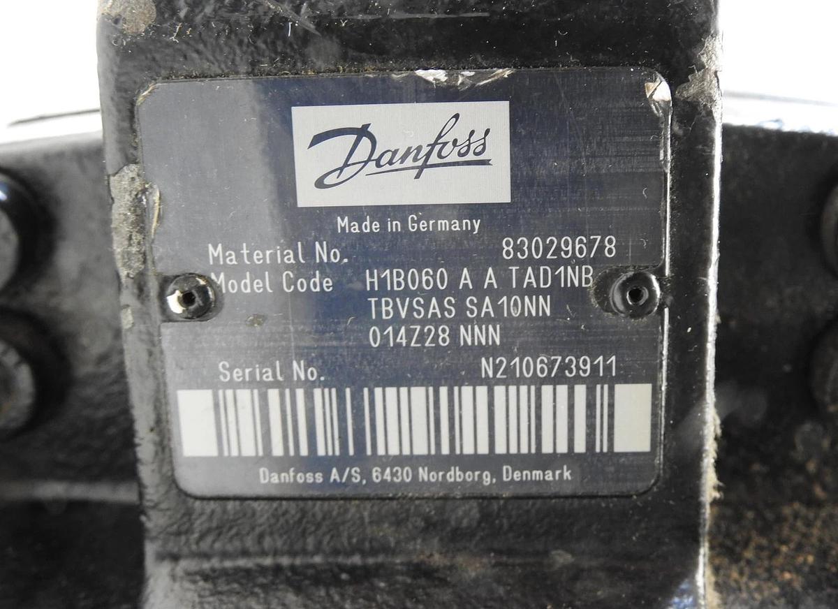 OEM Danfoss 83029678 H1B060 Series Hydraulic Variable Displacement Motor