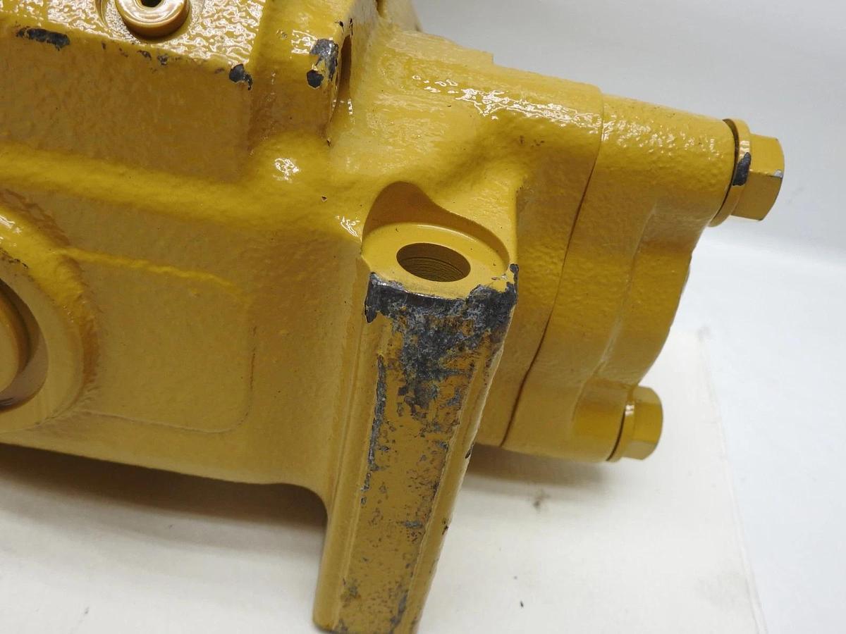GENUINE CAT 8J-2318 Hydraulic Valve 8J2318 - OEM BULK NEW!
