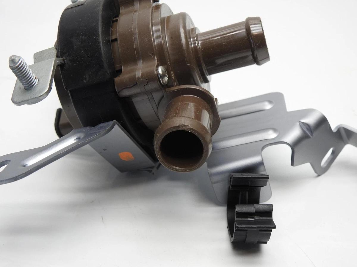 Mopar 45026 Jeep Renegade 1st gen (15-24) Circulation Water Motor 00521157630
