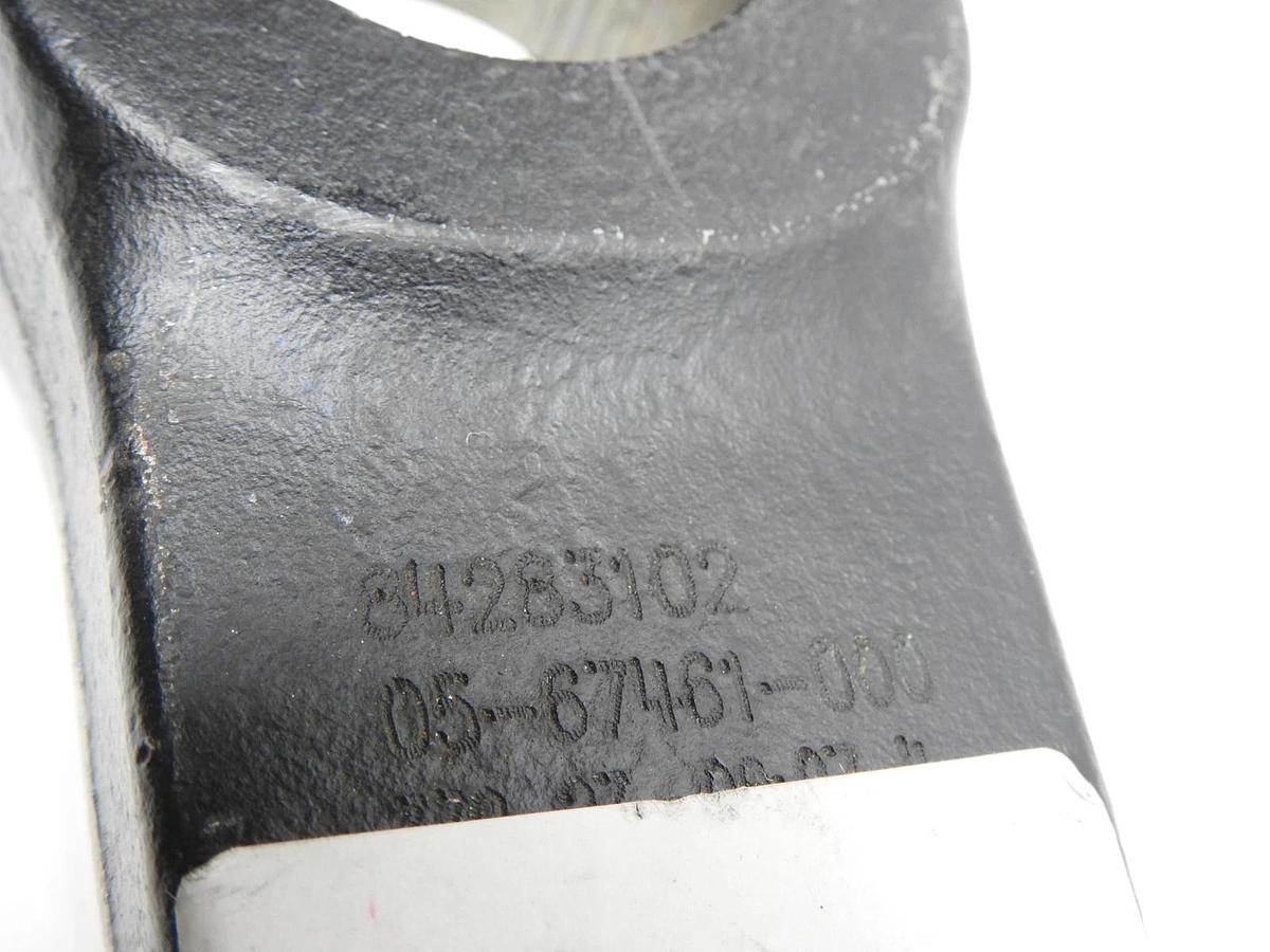 Pitman Freightliner Arm 84283102 05-67461-000 - NEW