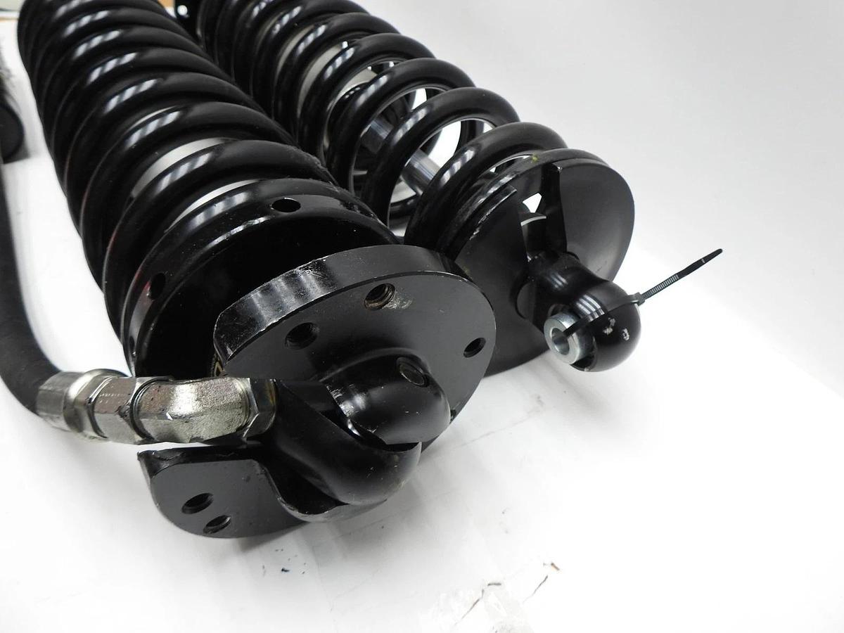 ICON 2.5 Remote Reservoir Coilover Shocks Pair 7 Bolt Flange 2.5" - NEW READ