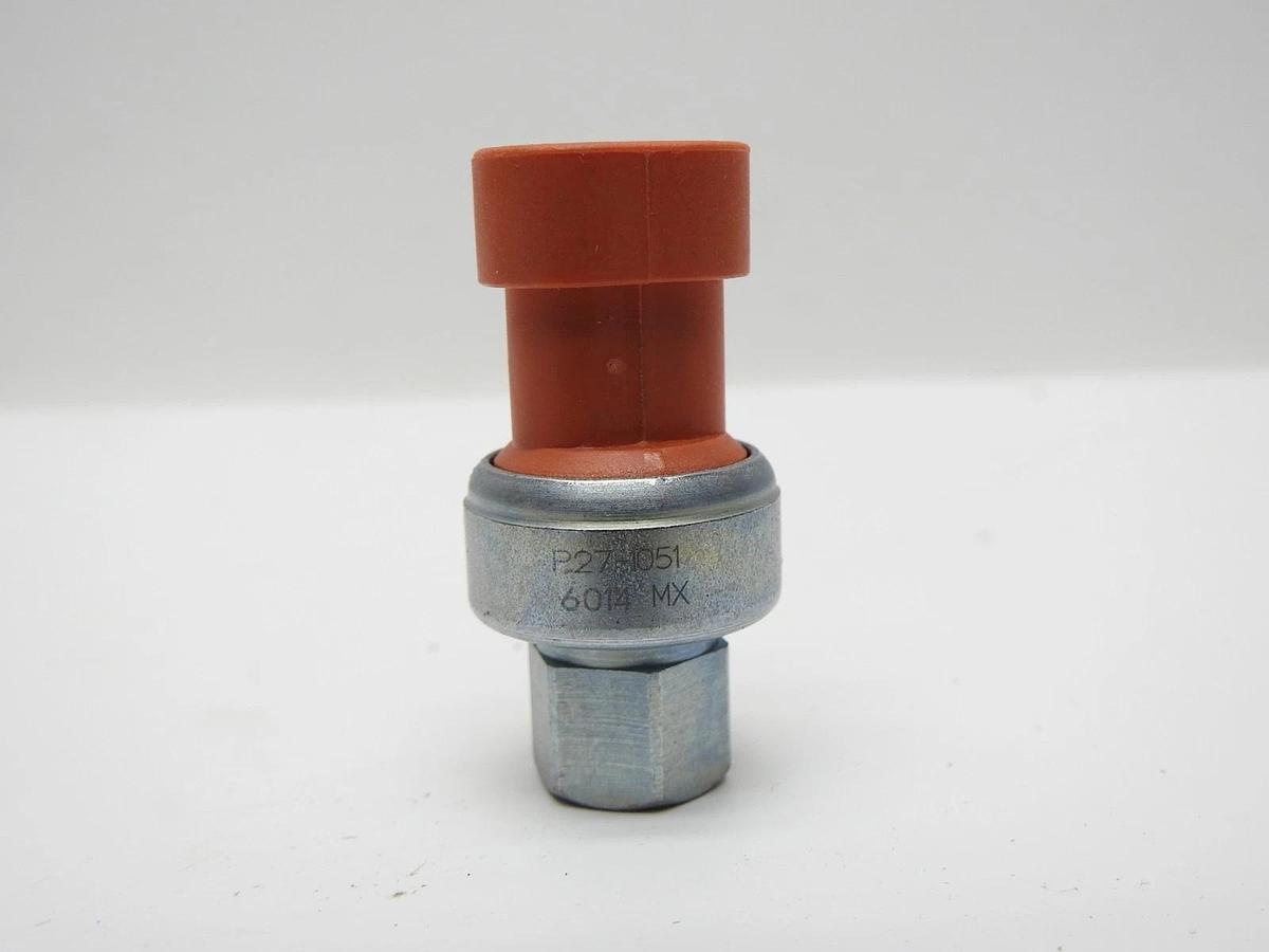Genuine Paccar P27-1051 / 79PSL3-4 Fan Override Switch OEM NEW