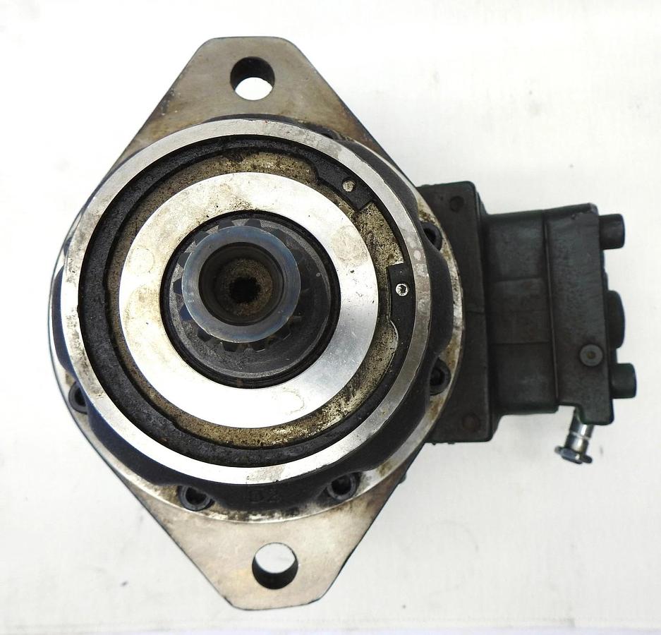 GENUINE John Deere AN206573 (Model 519243) Rear Hydraulic Motor for 4730 Sprayer