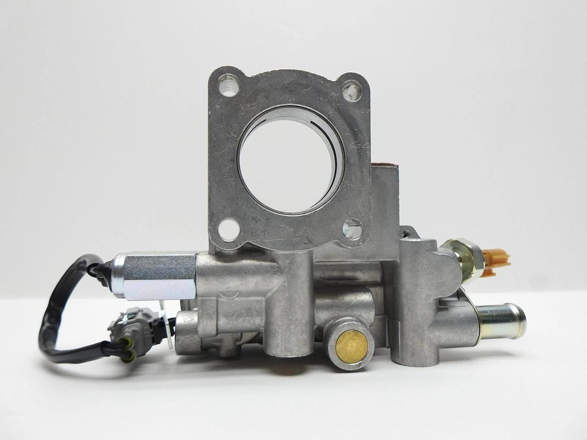 Nissan 16610-GU70D Forklift Holder Assembly Logisnext