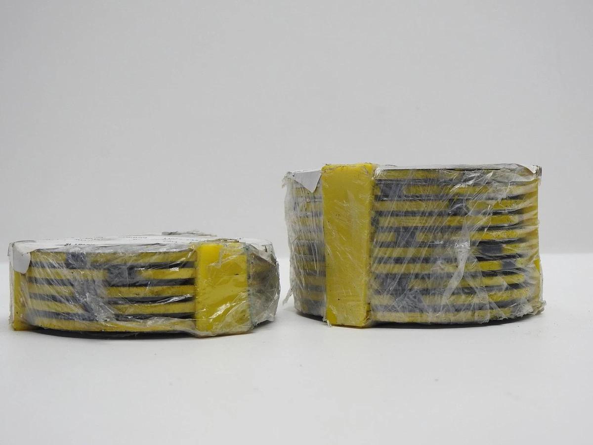 Lot of 15 - TEADIT 913 304/FG/CS 3.504" x 2.874" x 2.244" x .175" THK JIS 16K40