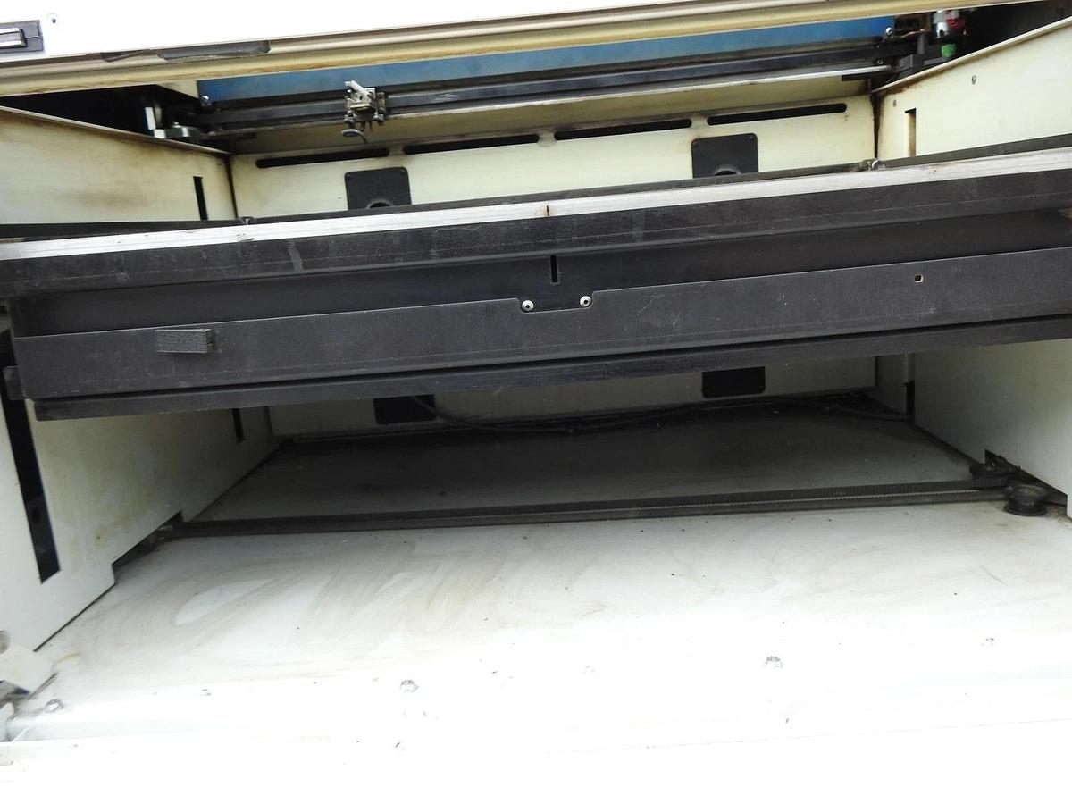 Epilog Helix 75 Watt Laser Engraver 24x18 | 2018 | 8000 Co2 w/ Rotary Attachment