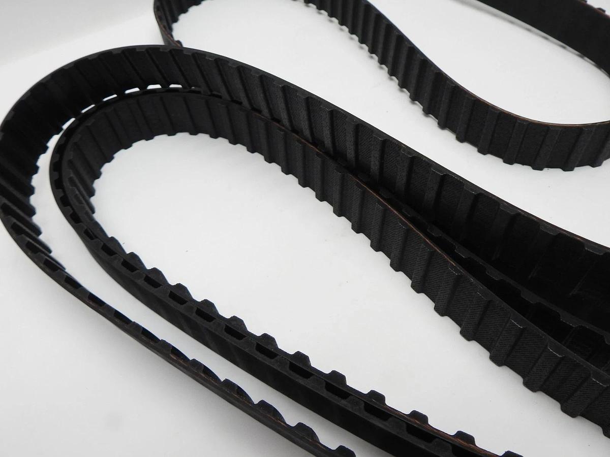 Lot of 4 - Gates 630H100 PowerGrip Belt