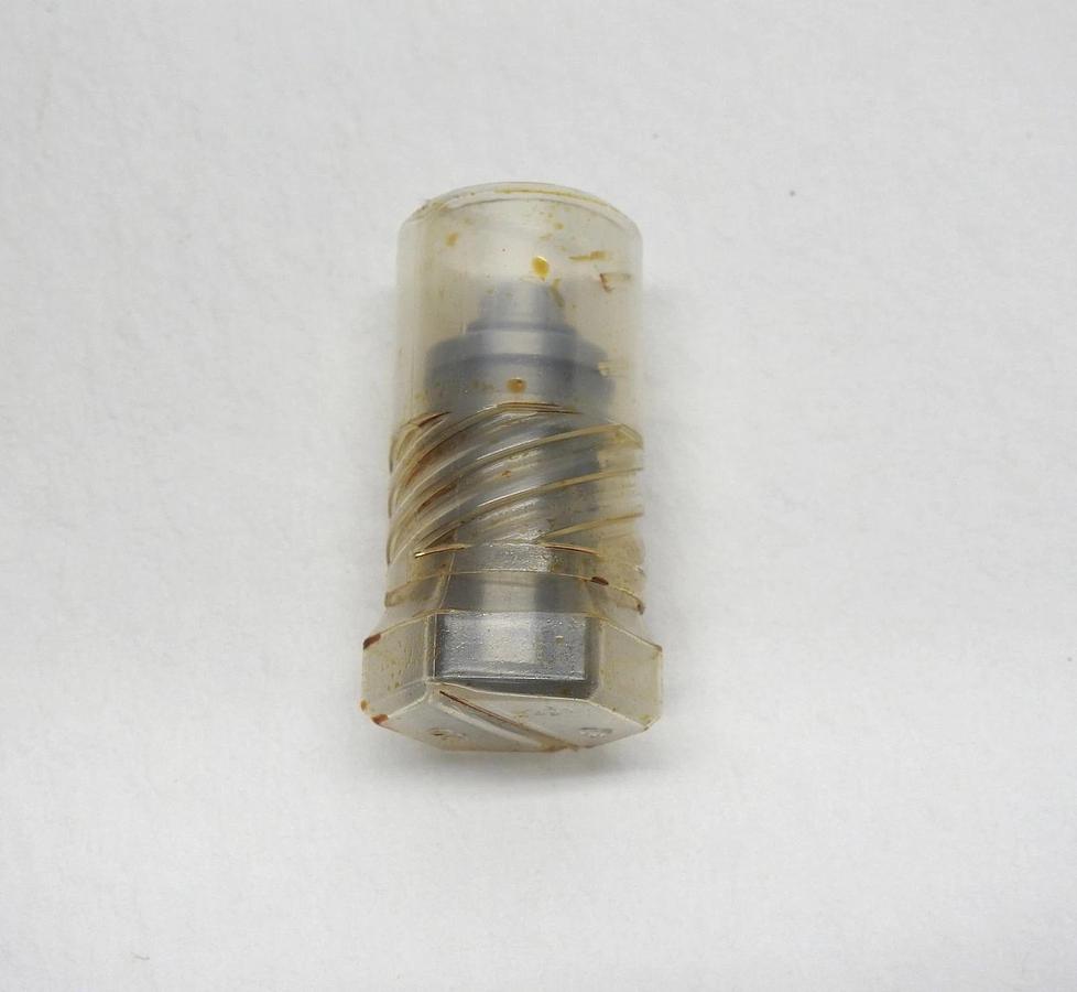 Genuine John Deere RE10712 Stroke Control Valve OEM NEW!