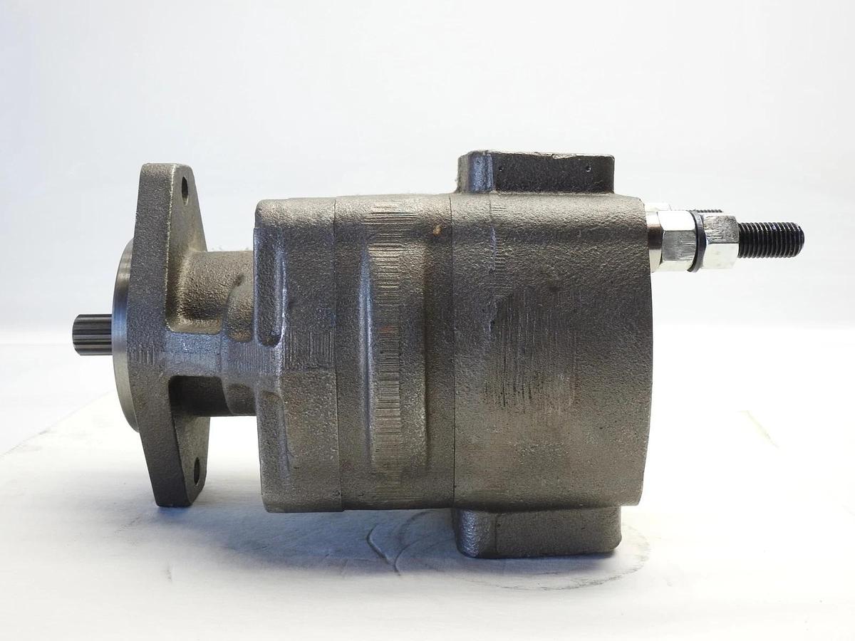 Casappa HDP35 HDP35.71D2-04S5-POH/OG-N(HEC) 03787546, 0162382M Hydraulic Pump