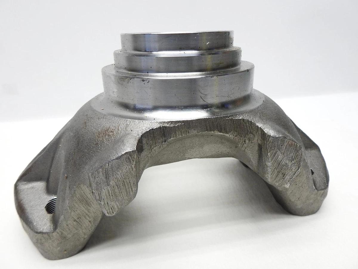 Pinion & Transfer Case Yoke 1350 U-Joint, 36 Spline U-Bolt