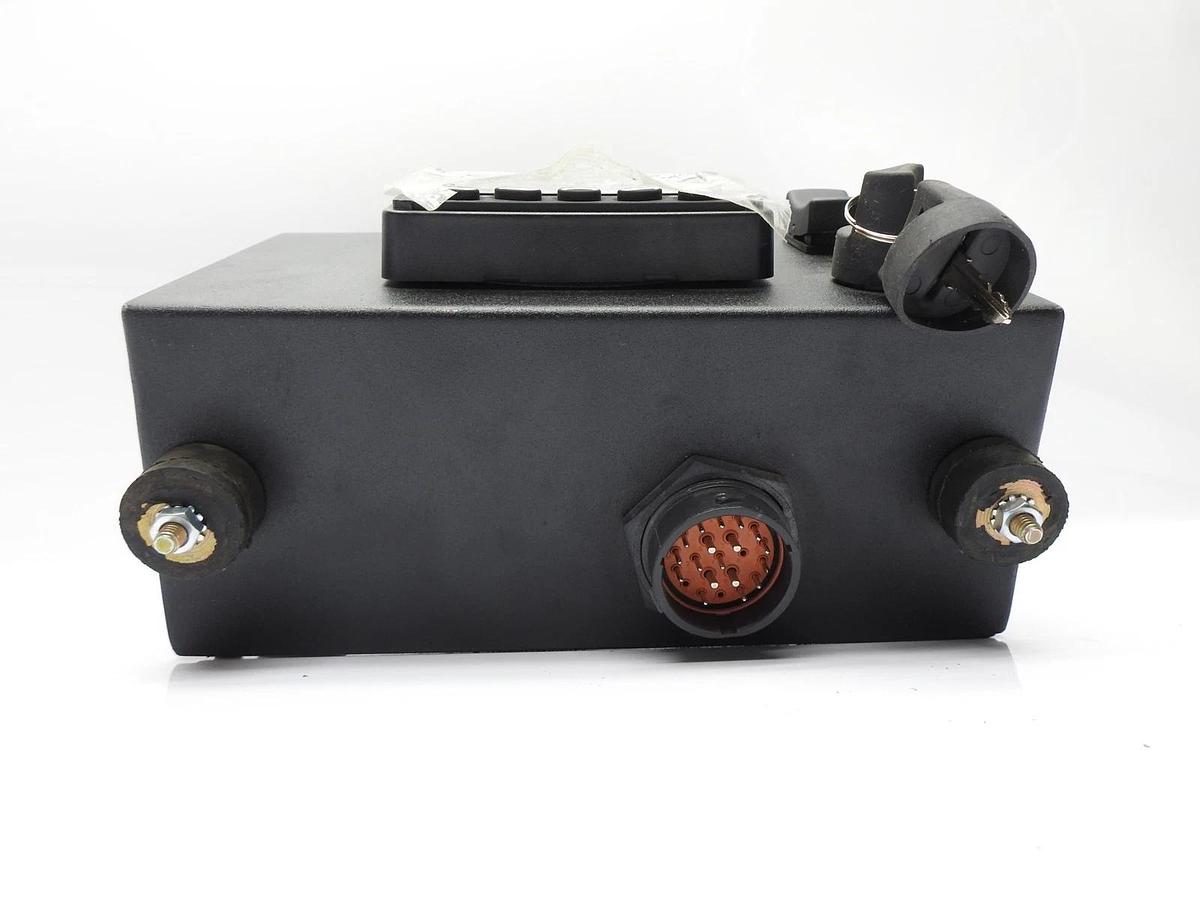 CM&W K8418SC-05 Control Box w/ Keys K8418SC - NOB NEW