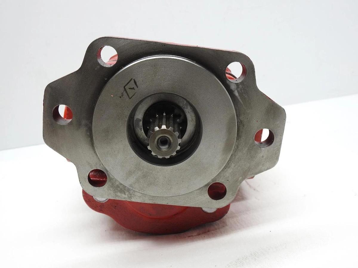 Muncie PL Series Hydraulic Pump PL1-25-02 BSBL0 6 Bolt, 13T Spline PL12502BSBL0